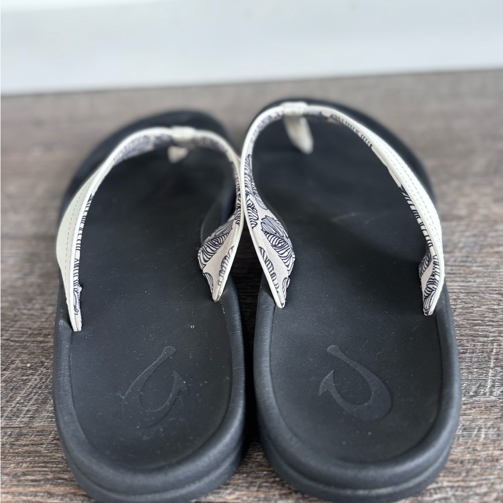 Ohana OluKai Women’s Water Friendly Slides - 11 - Picture 2 of 7
